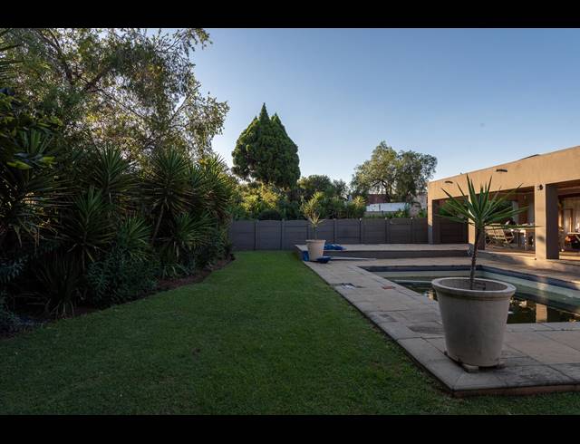 790M² VACANT LAND FOR SALE IN BRACKENHURST